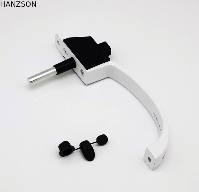 Zamknięcie drzwi i okien z rękawiczką aluminiową